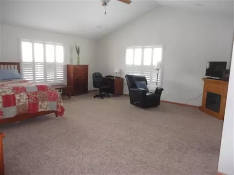 2880 Deer Path Way, Beloit, WI 53511 photo 13