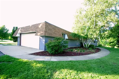 16895 Comly, Pecatonica, IL 61063 photo 3