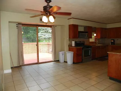 8632 Sunset Dr, Byron, IL 61010 photo 7