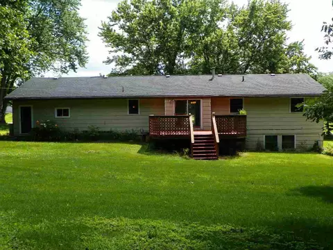 8632 Sunset Dr, Byron, IL 61010 photo 18