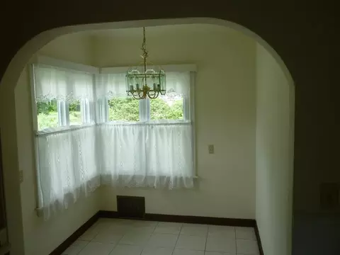 4221 Compton Ave, Rockford, IL 61101 photo 6