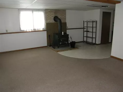 61 Delburne Dr, Lake Summerset, IL 61019 photo 2