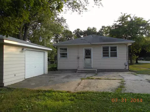 5369 Wallace Dr, Roscoe, IL 61073 photo 2