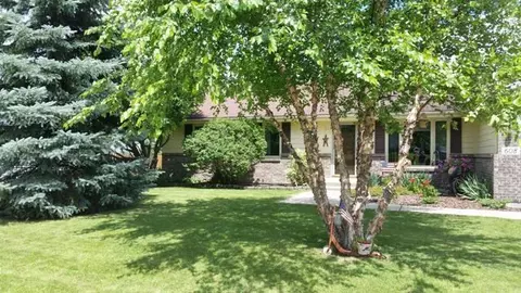 608 David Dr, Winnebago, IL 61088 photo 2