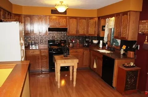 608 David Dr, Winnebago, IL 61088 photo 5
