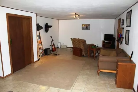 608 David Dr, Winnebago, IL 61088 photo 7