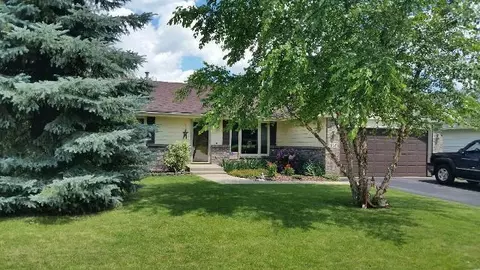 608 David Dr, Winnebago, IL 61088 photo 1