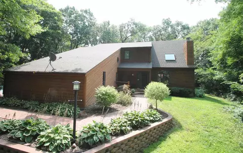 7271 Warblers Way, Roscoe, IL 61073 photo 1