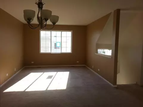 2118 Concord Dr, Mchenry, IL 60050 photo 4