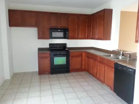 2118 Concord Dr, Mchenry, IL 60050 photo 5