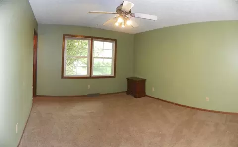 702 E Soper St, Winnebago, IL 61088 photo 9