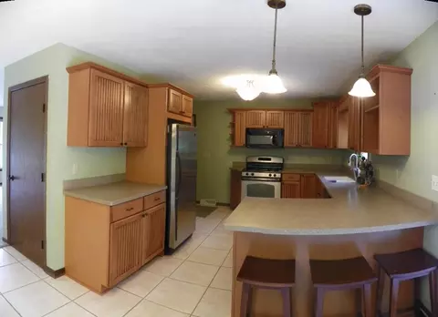 702 E Soper St, Winnebago, IL 61088 photo 5