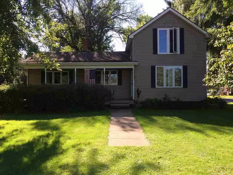 503 E Jackson, Belvidere, IL 61008 photo 2