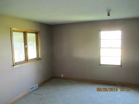 8863 Weber Rd, Ridott, IL 61067 photo 7