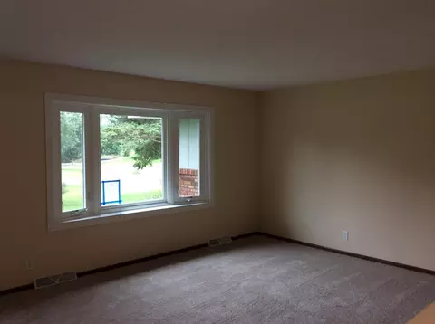 6814 Strongbox Cir, Roscoe, IL 61073 photo 4