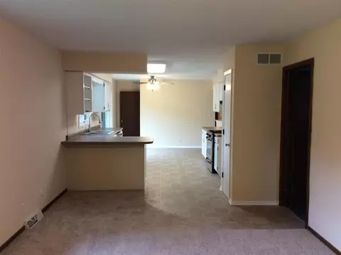 6814 Strongbox Cir, Roscoe, IL 61073 photo 6