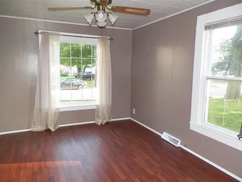 315 E 5th St, Pecatonica, IL 61063 photo 13