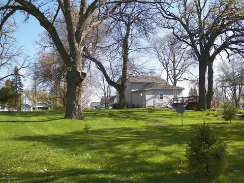 315 E 5th St, Pecatonica, IL 61063 photo 23