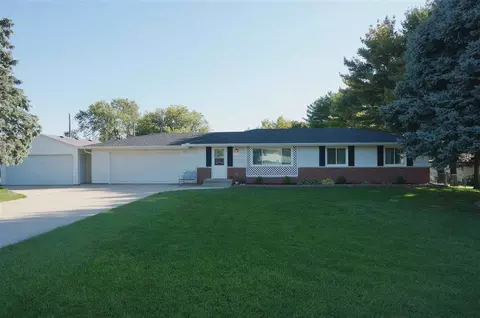 16210 7th St, Pecatonica, IL 61063 photo 1