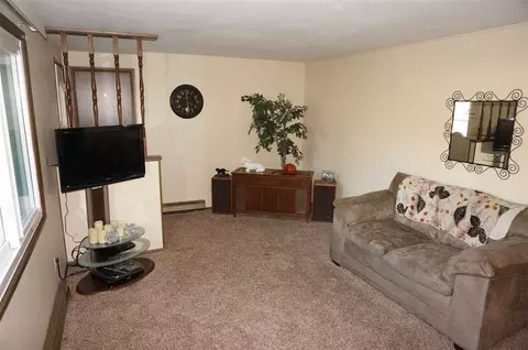 16210 7th St, Pecatonica, IL 61063 photo 6