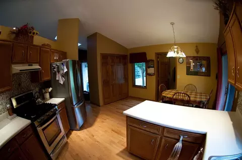 6080 Weeping Willow Ln, Roscoe, IL 61073 photo 10