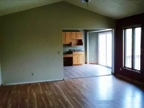 5236 E Bent Tree Ct, Byron, IL 61010 photo 3