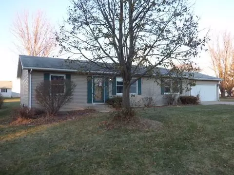 800 W Gardner St, Sublette, IL 61367 photo 2