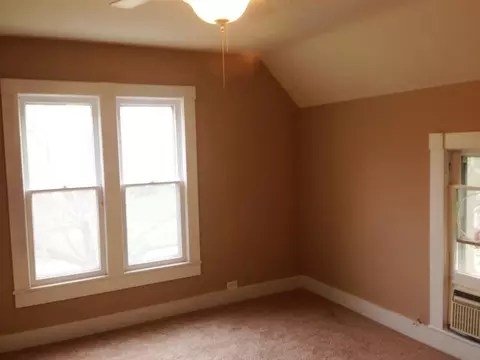 407 Jackson, Oregon, IL 61061 photo 9