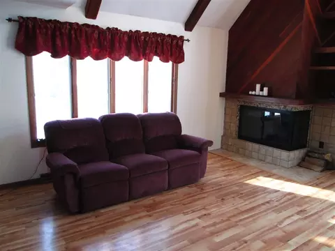 10310 Ray Dr, Roscoe, IL 61073 photo 5