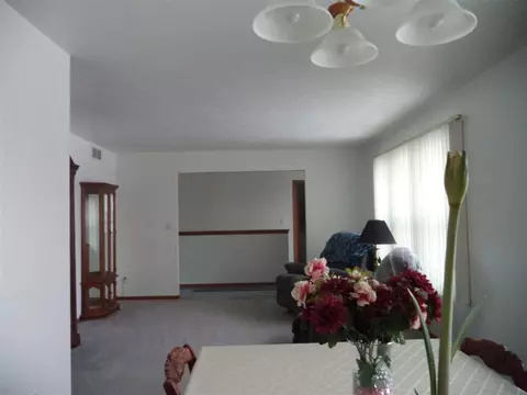 6704 Sawmill Dr, Roscoe, IL 61073 photo 14