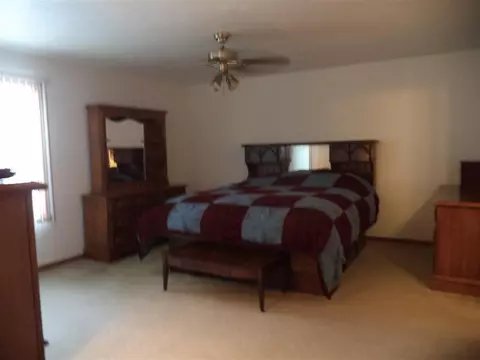 6704 Sawmill Dr, Roscoe, IL 61073 photo 19