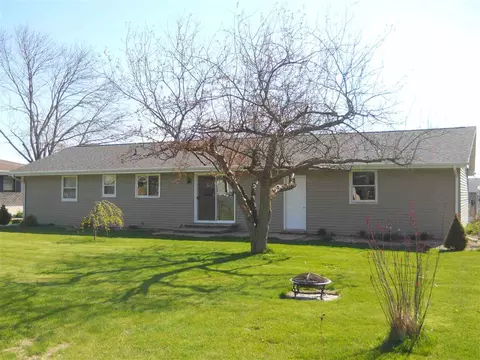 1137 Madison St, Pecatonica, IL 61063 photo 12