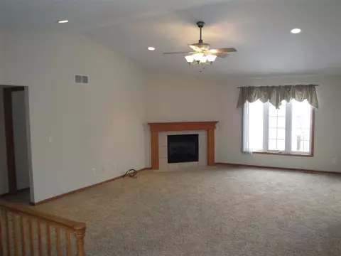 635 Willow Bend Dr, Davis Junction, IL 61020 photo 7