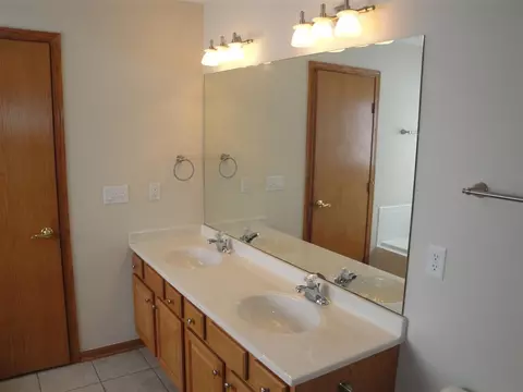 635 Willow Bend Dr, Davis Junction, IL 61020 photo 11