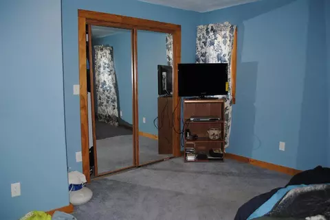 311 E First St, Leaf River, IL 61047 photo 8