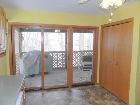 1801 Darby, Lake Summerset, IL 61019 photo 9