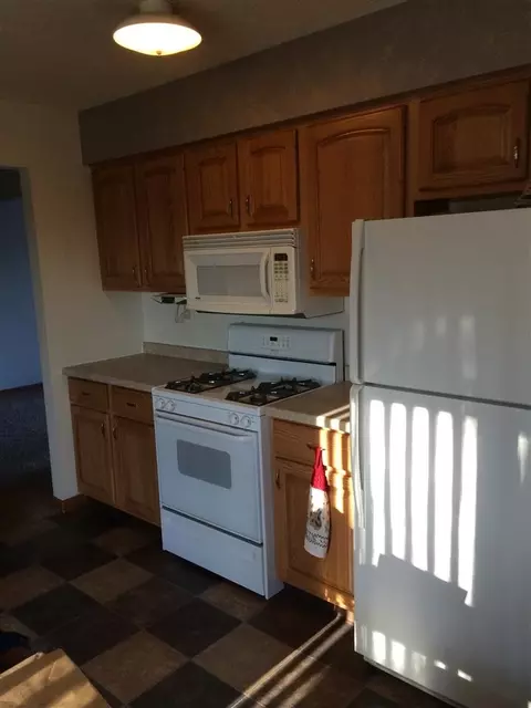 9502 Sagewood Dr, Roscoe, IL 61073 photo 5