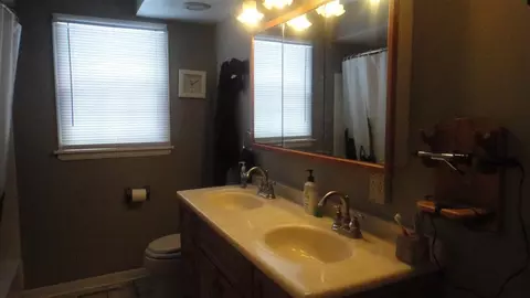 1408 Glen Dr, Mchenry, IL 60050 photo 9
