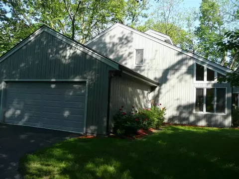 10168 Susan Ct, Roscoe, IL 61073 photo 6