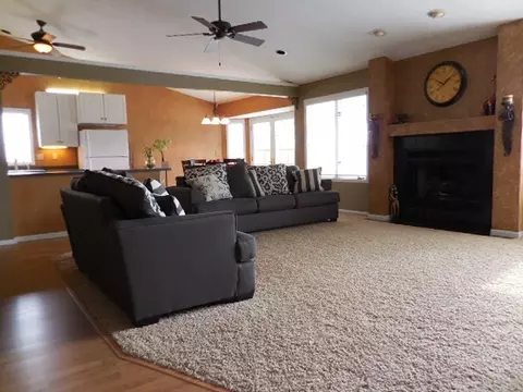 7956 Windspoint Rd, Roscoe, IL 61073 photo 4