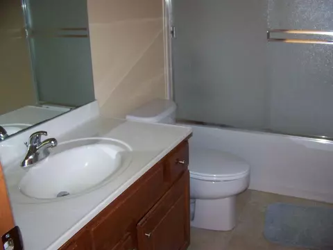 7335 Big Stone Cir, Roscoe, IL 61073 photo 10