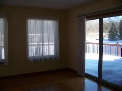 7335 Big Stone Cir, Roscoe, IL 61073 photo 12
