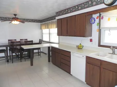 831 Lake Summerset Rd, Lake Summerset, IL 61019 photo 15