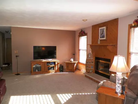 1116 Main St, Pecatonica, IL 61063 photo 7