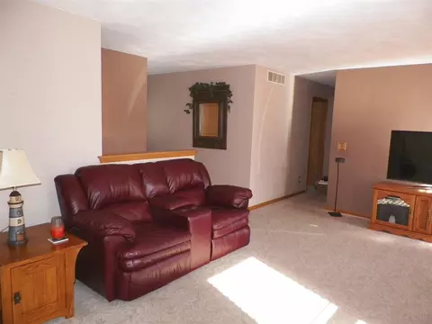1116 Main St, Pecatonica, IL 61063 photo 6