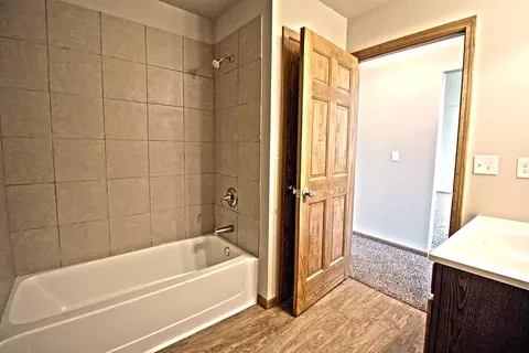 660 Ashleigh Ln, Roscoe, IL 61073 photo 16