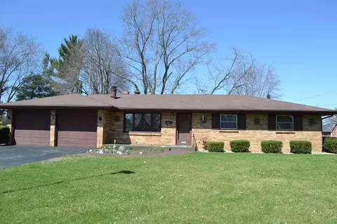 1143 W Blackhawk Dr, Byron, IL 61010 photo 1