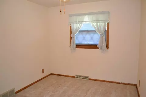 1143 W Blackhawk Dr, Byron, IL 61010 photo 7