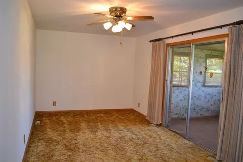 1143 W Blackhawk Dr, Byron, IL 61010 photo 5