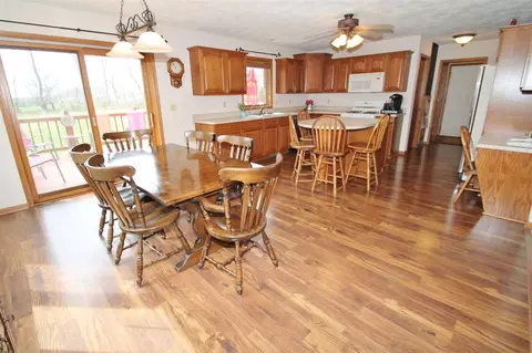 4461 E Ridgeview Ln, Byron, IL 61010 photo 6